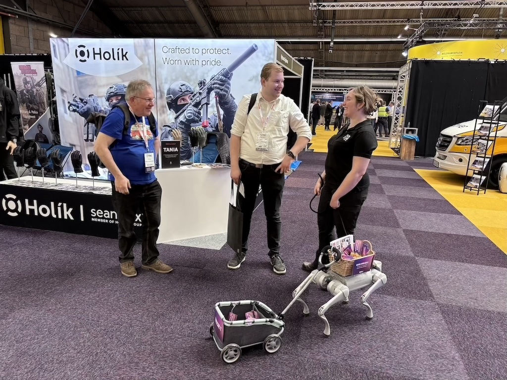 Robothond huren kopen lenen nederland