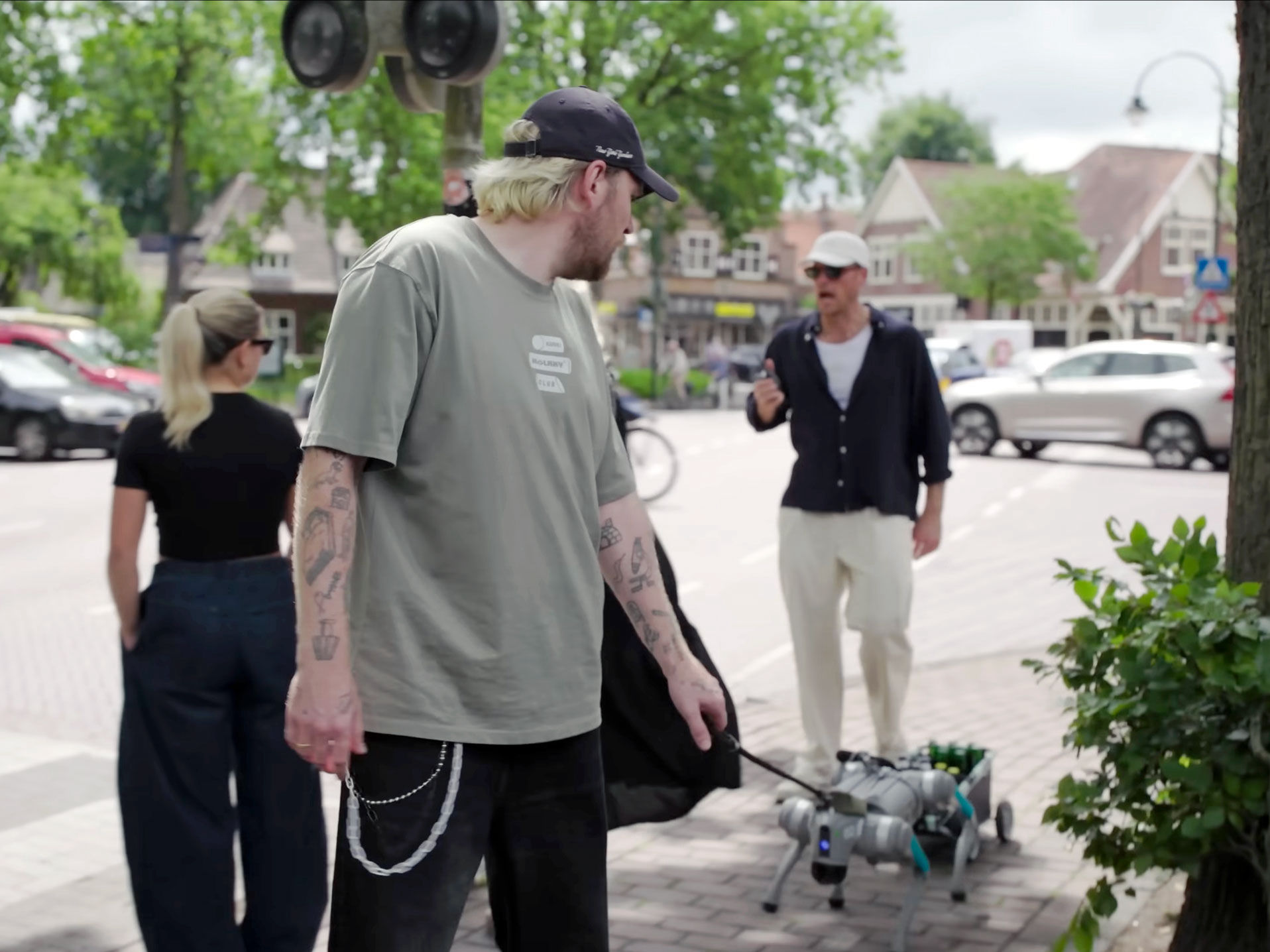 Robothond Dorus op StukTV