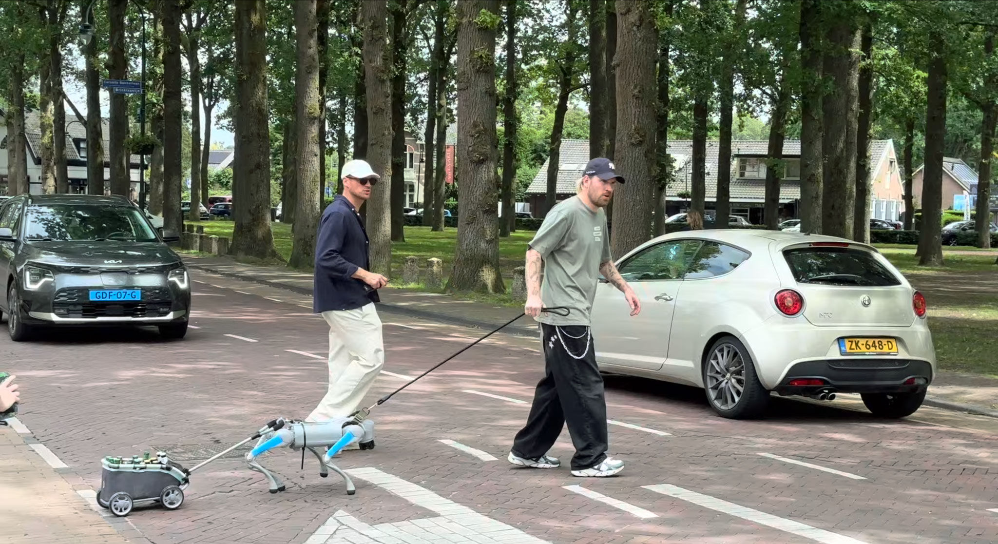 Robothond Dorus op StukTV